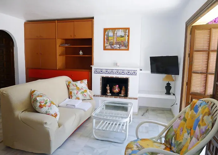 Sunny Coastal 1 Bed Apartment - Vera Coast: 2Mins To Beach