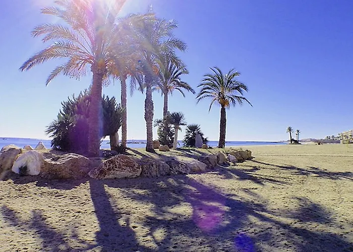 Sunny Coastal 1 Bed Apartment - Vera Coast: 2Mins To Beach